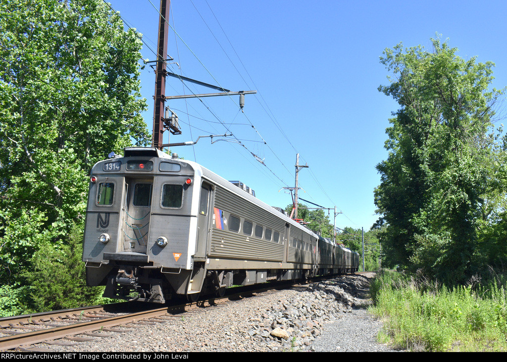 Arrow III MU Cab Car # 1314 trails on NJT Train # 430 as it heads toward the first intermediate stop of Peapack 